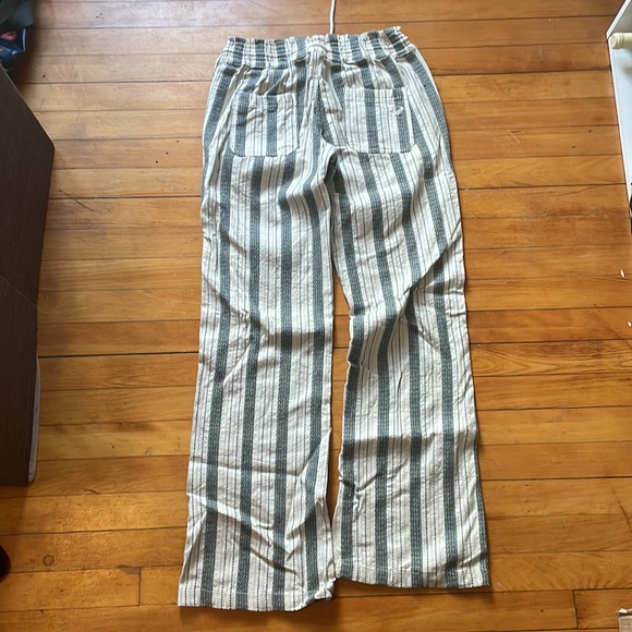 Wide leg cotton pants by Roxy - Picture 2 of 4